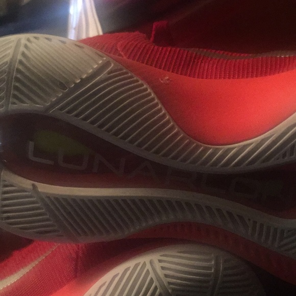 Nike hyperdunks - Picture 2 of 2